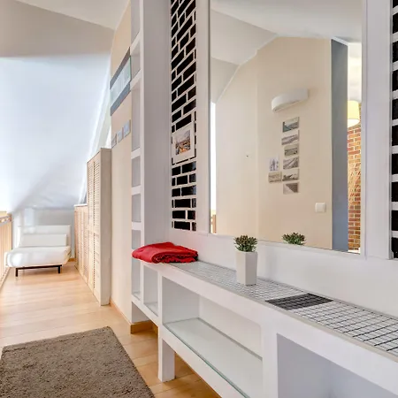 Appartamento Ogrodowa By Renters *
