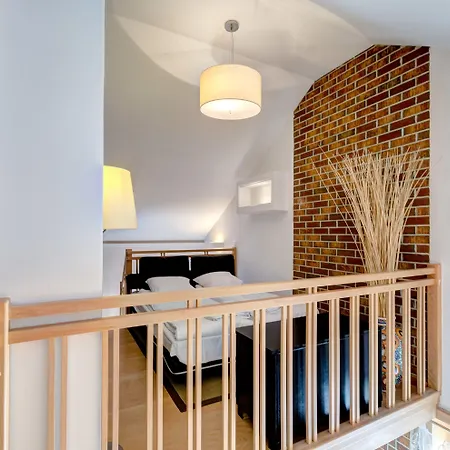 Appartamento Ogrodowa By Renters *
