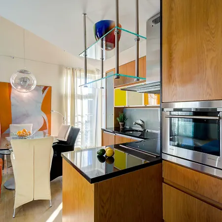 Dom & House - Ogrodowa