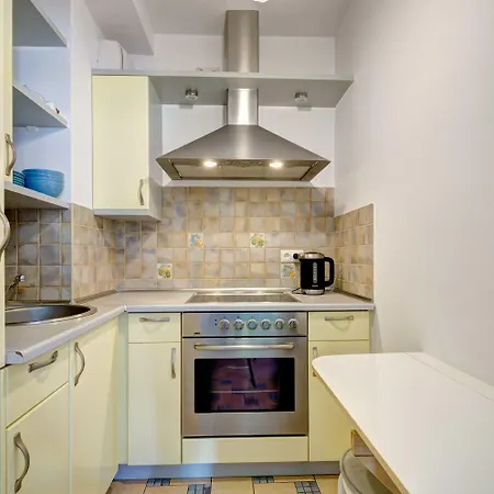 Ogrodowa By Renters *
