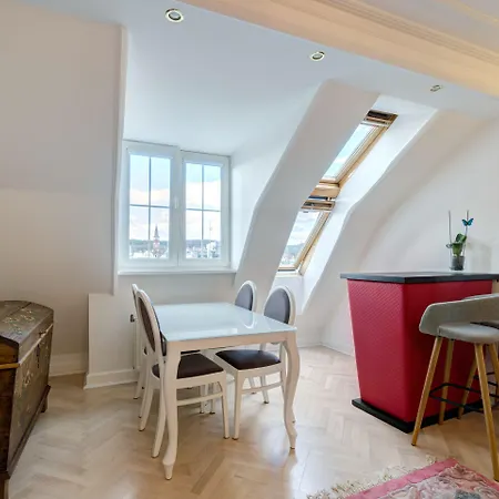 Dom & House - Ogrodowa *